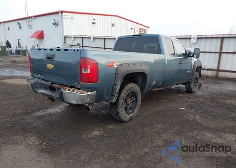 2008 Chevrolet Silverado 2500Hd Lt1 z USA, uszkodzony, nr VIN 1GCHK29K58E149970